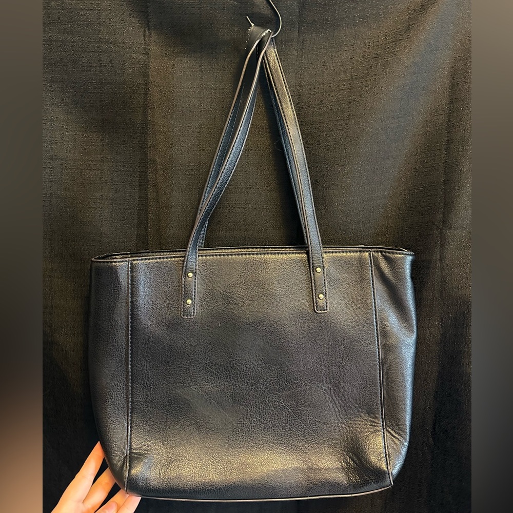 Used shoulder bag.